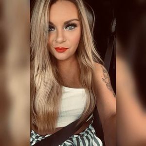 Meet your Posher, Britt